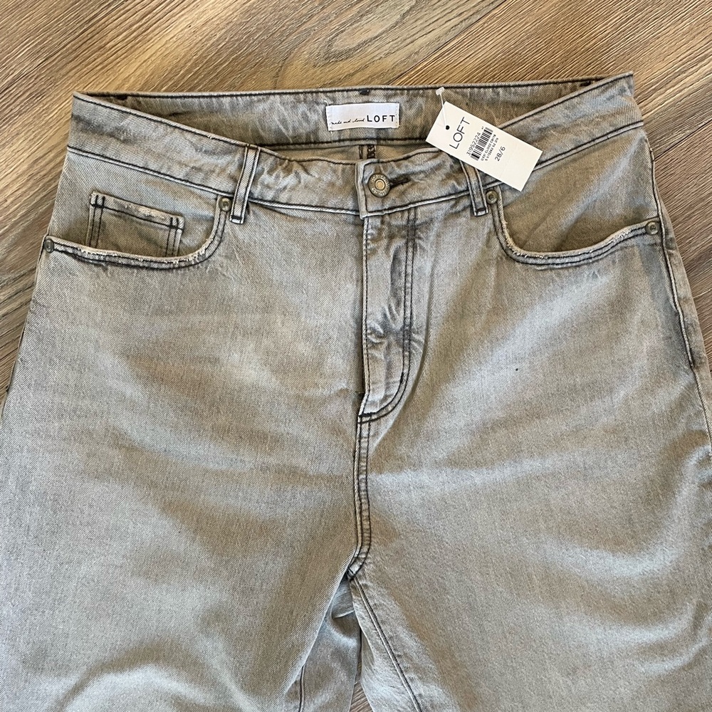 LOFT Jeans - Picture 2 of 5